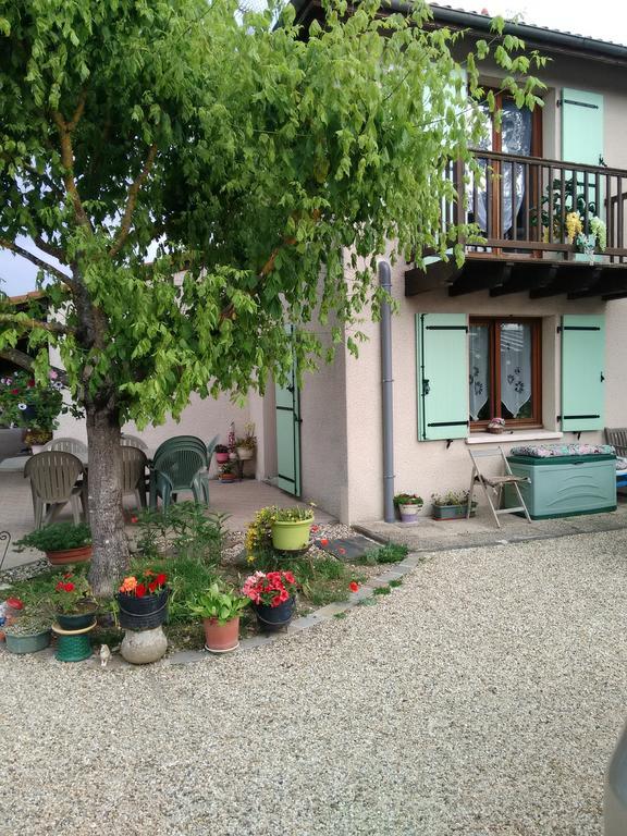 Chambre Chez L'Habitant Ambares-et-Lagrave Exterior photo